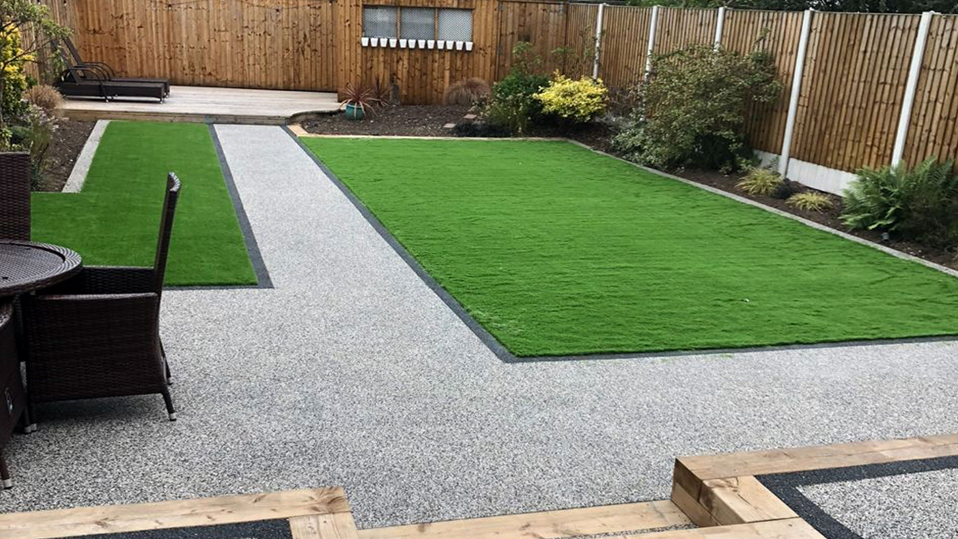 Supreme Resin Driveways - We specialize in creating luxurious outdoor living spaces, transforming your garden into an enjoyable haven. Our skilled garden designers in Manchester are adept at crafting unique spaces tailored to your needs. Every garden we design is built to endure the test of time. Whether you desire a modern aesthetic or a more traditional look, our Manchester landscapers can create a bespoke design that meets your specific requirements.