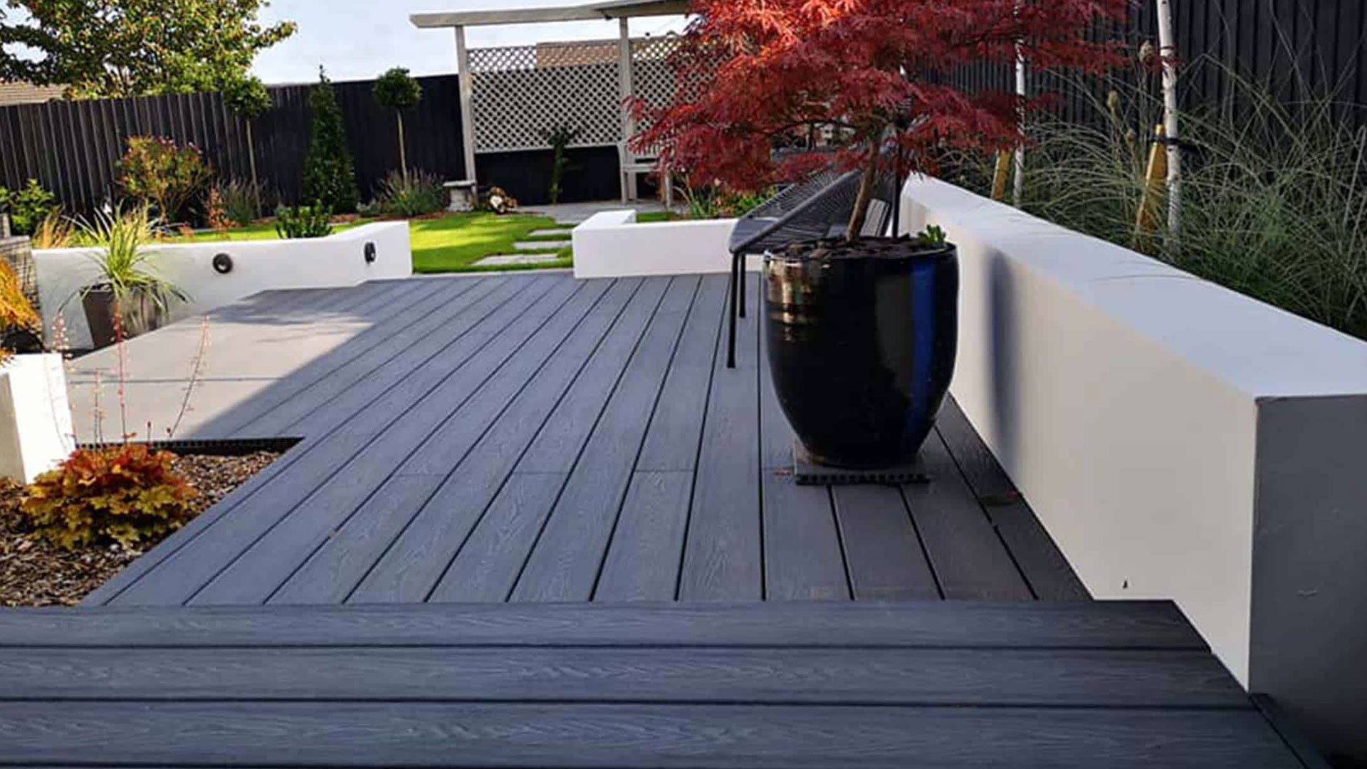 Supreme Resin Driveways - The resin binds with the original surface effectively gluing the new surface finish in place. The Resin Bound surface is relatively low maintenance and, if maintained correctly, resistant to weeds. The higher quality resin systems are also resistant to petrol or oil spills and will retain a consistent colour thanks to UV resistance.